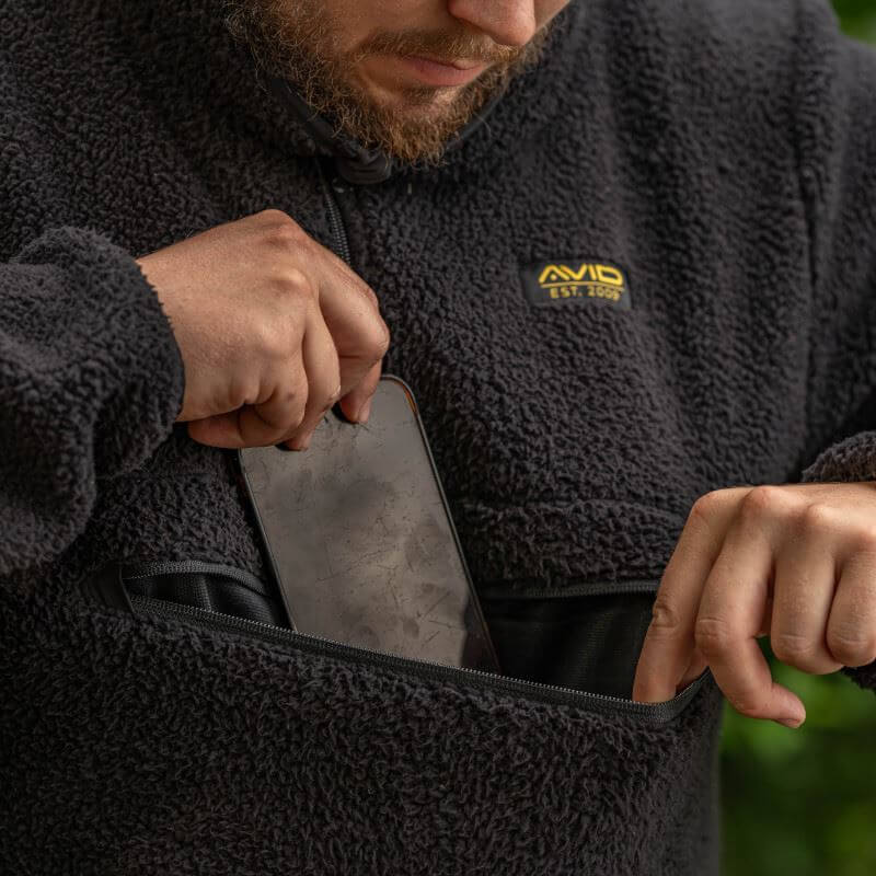 Sudadera Avid Carp Sherpa Pullover 4