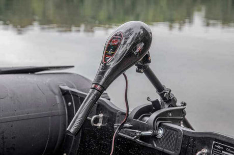 Barca Raptor 200 X - Treme Dark con suelo de aluminio - Tienda Carpfishing