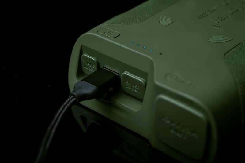 Batería Ridge Monkey 42150mAH Verde - Tienda Carpfishing